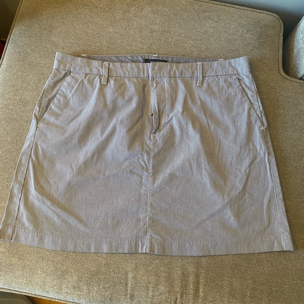 Tommy Hilfiger size 12 mini skirt